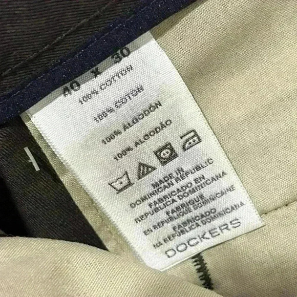 NWT Dockers Men's Signature Khaki Straight Fit Flat Front Pants Brown Size 40x30 - Picture 3 of 8